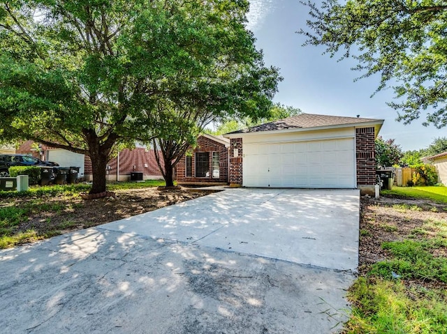 741 Brandi Cir, Kyle, TX 78640 - photo 5