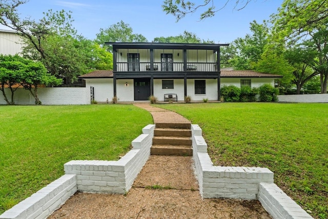 3520 Highland View Dr, Austin, TX 78731 - view of front of house featuring a balcony