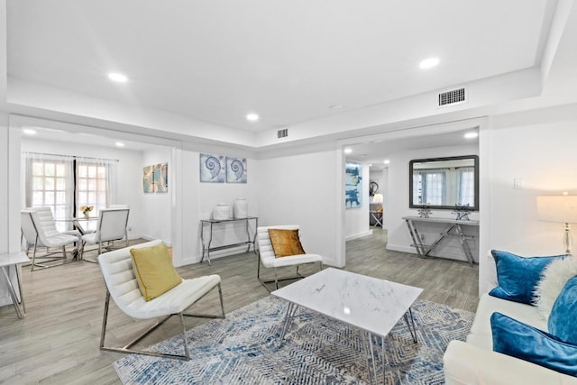 3520 Highland View Dr, Austin, TX 78731 - living room with light wood finished floors and recessed lighting