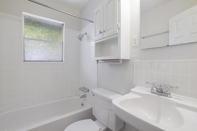 4108 Lewis Ln Unit A & B, Austin, TX 78756 - full bathroom with washtub / shower combination and tasteful backsplash