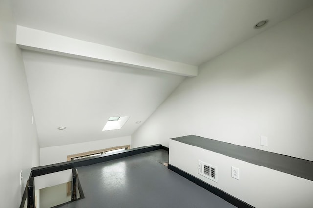 913 Christopher St, Austin, TX 78704 - additional living space with a skylight, concrete flooring, and recessed lighting