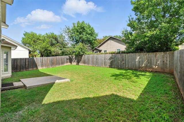 12007 Sky W Dr, Austin, TX 78758 - fenced backyard featuring a patio area