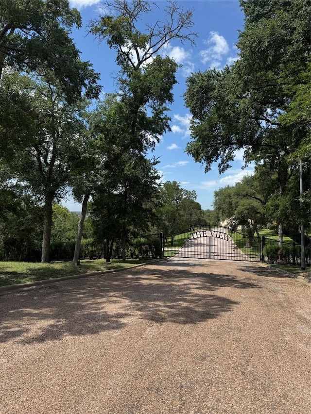 112 Kathleen Ave, La Grange, TX 78945 - photo 1