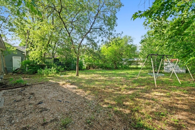 2613 Geraghty Ave, Austin, TX 78757 - view of yard