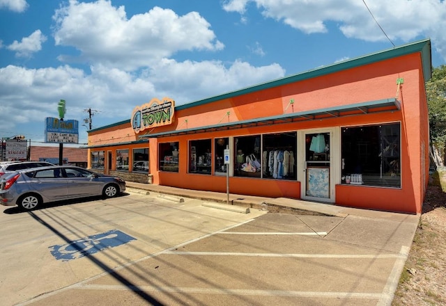 2613 Geraghty Ave, Austin, TX 78757 - view of commercial location