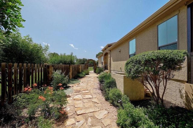 102 Rivulet Ln, Austin, TX 78738 - view of yard