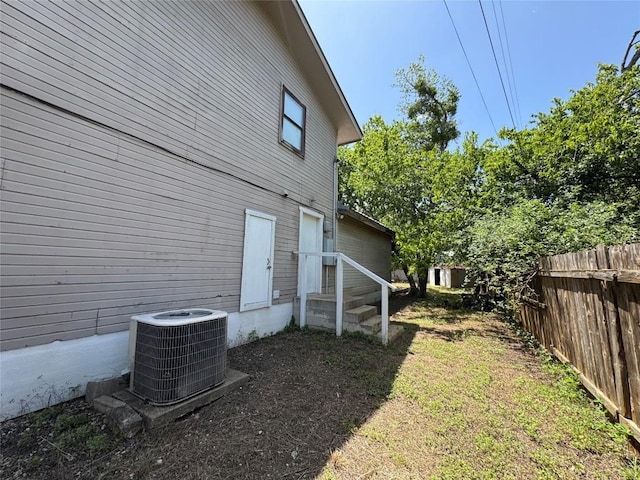 572 Eastern Ave, Bertram, TX 78605 - view of yard