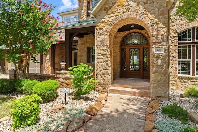 908 Lakewood Hills Ter, Austin, TX 78732 - view of exterior entry with stone siding