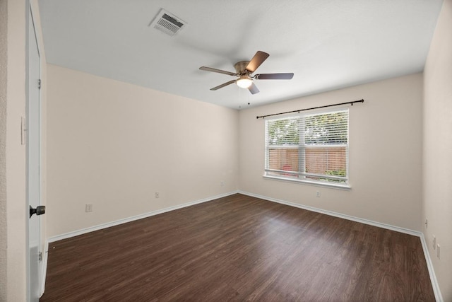 13620 Merseyside Dr, Pflugerville, TX 78660 - empty room featuring dark wood-style flooring and a ceiling fan