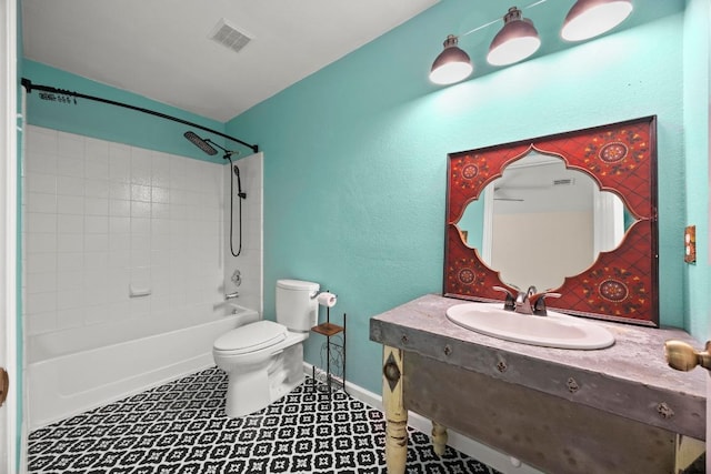 13620 Merseyside Dr, Pflugerville, TX 78660 - bathroom featuring vanity and  shower combination