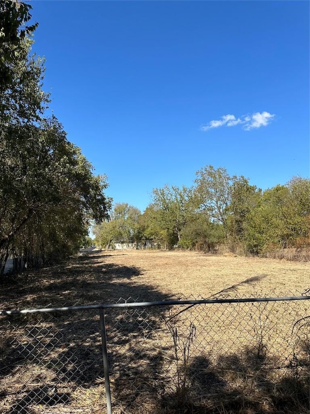 902 Linden St, Bastrop, TX 78602 - view of yard featuring a view of rural / pastoral area