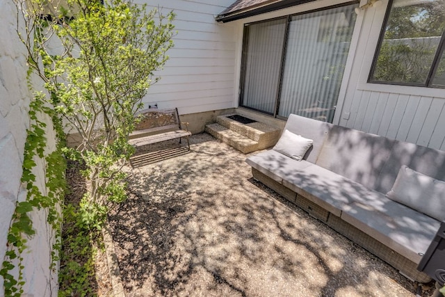 6904 Rusty Fig Dr, Austin, TX 78750 - view of patio / terrace