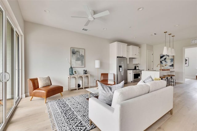 1937 E 38th 1/2 St Unit B, Austin, TX 78723 - photo 2