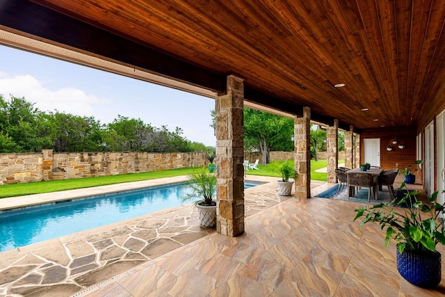 205 Buckingham Dr, Marble Falls, TX 78654 - photo 8