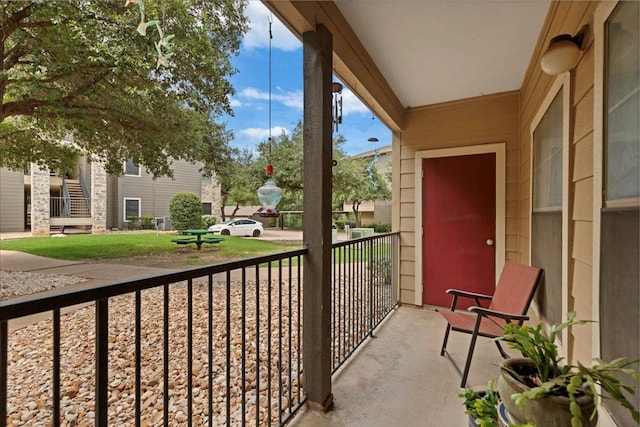 2320 Gracy Farms Ln Unit 918, Austin, TX 78758 - view of porch