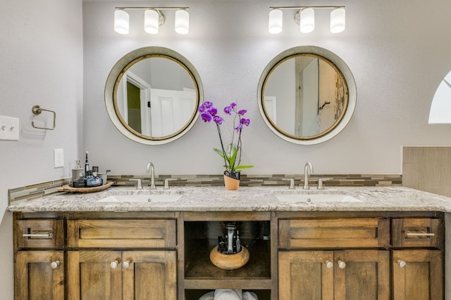 604 Cutty Trl, Lakeway, TX 78734 - bathroom featuring double vanity