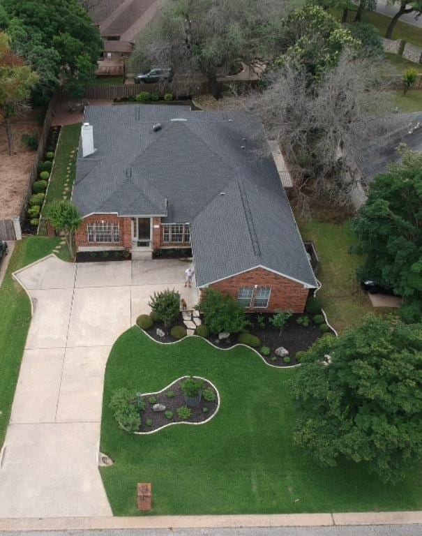 604 Cutty Trl, Lakeway, TX 78734 - aerial view of property and surrounding area