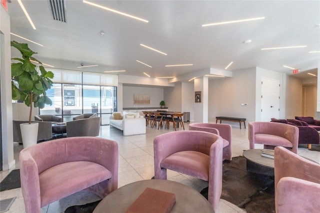 800 Embassy Dr Unit 137, Austin, TX 78702 - view of common area