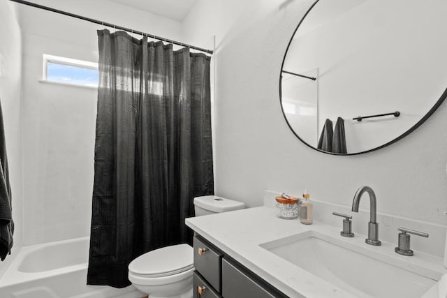 18113 Travis Dr, Lago Vista, TX 78645 - bathroom featuring vanity and shower / bath combo