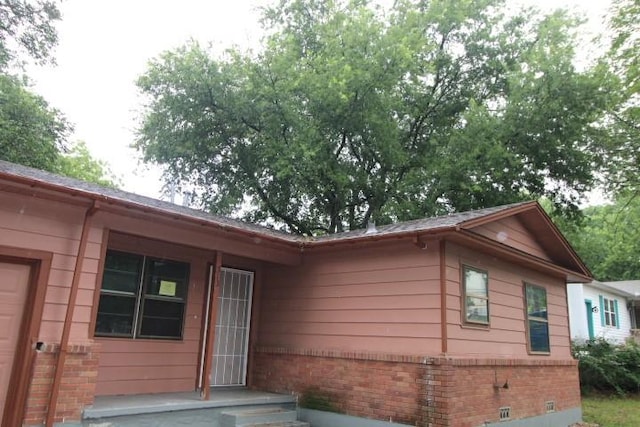 313 Elm St, Copperas Cove, TX 76522 - view of front of house with brick siding and crawl space
