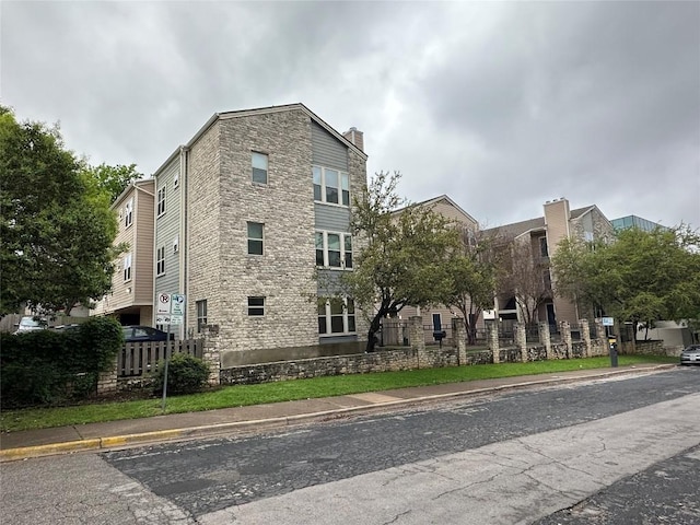 2414 Longview St Unit 301, Austin, TX 78705 - view of building exterior