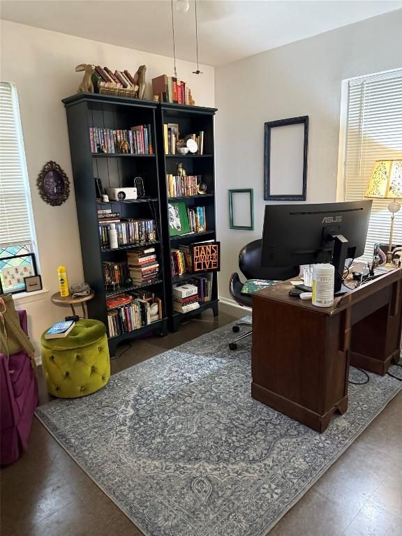4907 Hawk Cv, Austin, TX 78745 - view of office