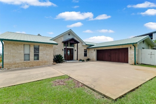 713 Lagoon Loop, Horseshoe Bay, TX 78657 - photo 3