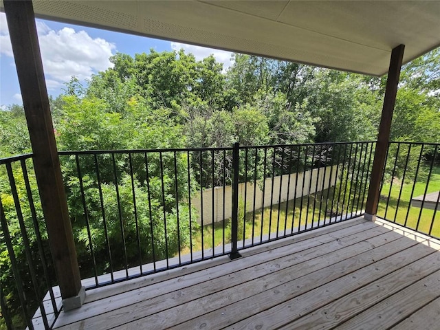 2105 Tiger Trl Unit 702, Round Rock, TX 78664 - view of wooden deck