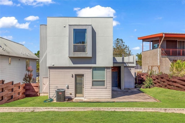 5325 Sendero Hills Pkwy, Austin, TX 78724 - rear view of house with a patio