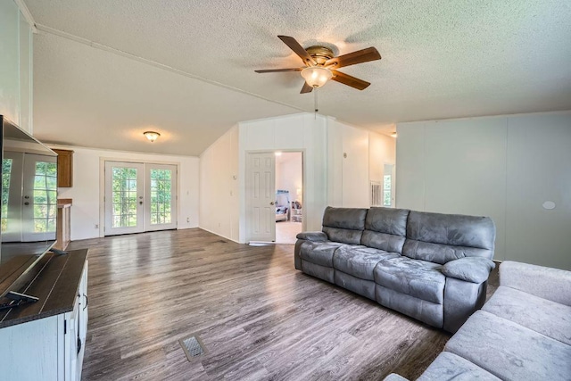 8710 Lucinda Dr, Elgin, TX 78621 - photo 4