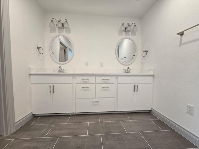 2105 Tiger Trl Unit 701, Round Rock, TX 78664 - full bath with double vanity and tile patterned floors