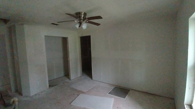 112 W Ila St, Elgin, TX 78621 - spare room with ceiling fan