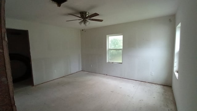 112 W Ila St, Elgin, TX 78621 - spare room with a ceiling fan