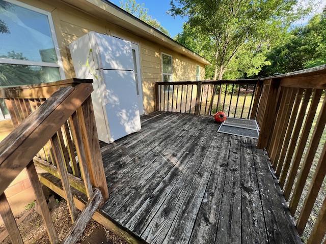 908 Glass Dr, Leander, TX 78641 - view of wooden deck