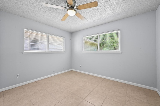 8 Spalding Cir, Wimberley, TX 78676 - unfurnished room featuring a textured ceiling and a ceiling fan