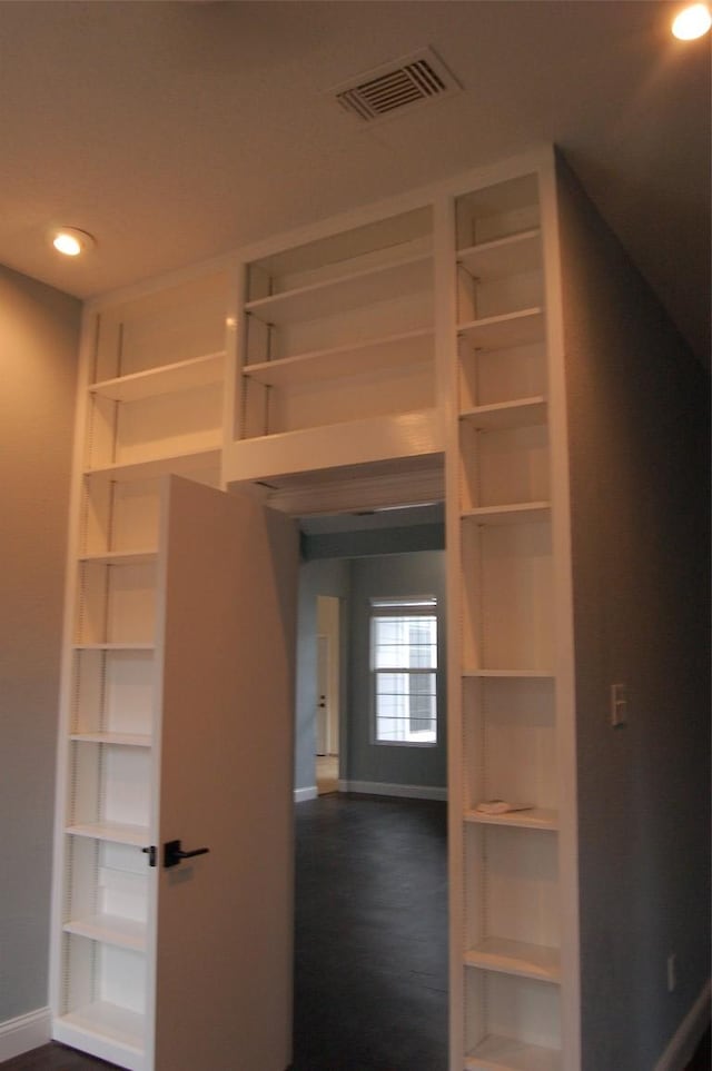 12615 Dove Valley Trl, Austin, TX 78729 - view of closet