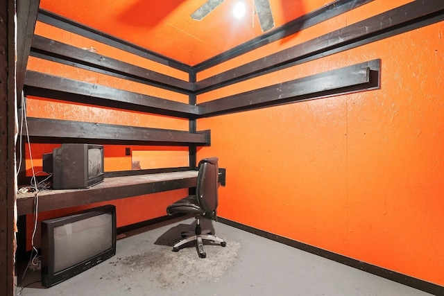 4901 County Road 210, Bertram, TX 78605 - office area featuring concrete flooring and a textured wall