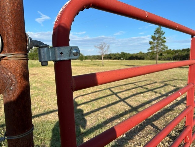 680 County Road 285, Liberty Hill, TX 78642 - photo 8