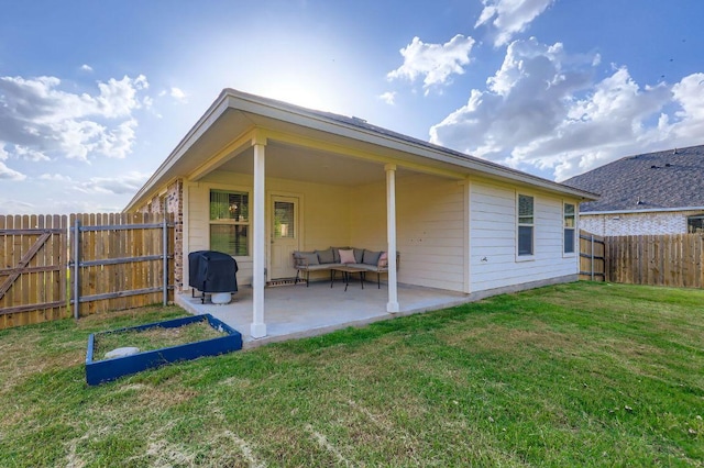236 Cinnamon Loop, Burnet, TX 78611 - back of house featuring a patio, a fenced backyard, and outdoor lounge area