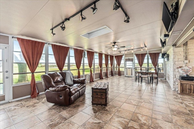 308 Morningside Cir, Hutto, TX 78634 - photo 5