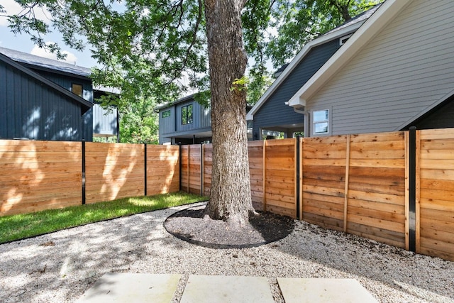 2917 Lyons Rd Unit 1, Austin, TX 78702 - view of yard