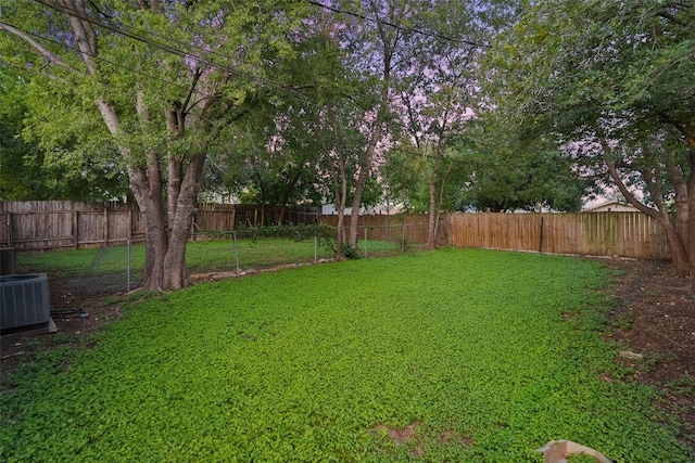 2503 Parker Ln Unit A & B, Austin, TX 78741 - view of fenced backyard