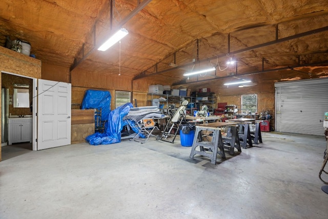 201 N Oak Vista Dr, Burnet, TX 78611 - garage with a workshop area