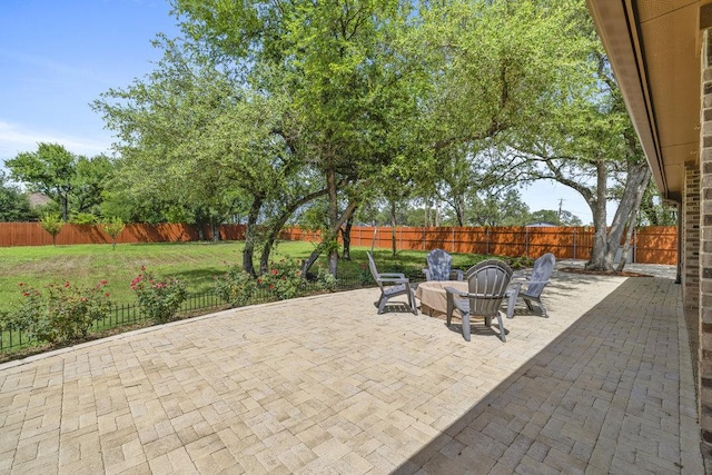 100 Eagle Landing Dr, Belton, TX 76513 - fenced backyard with a patio area