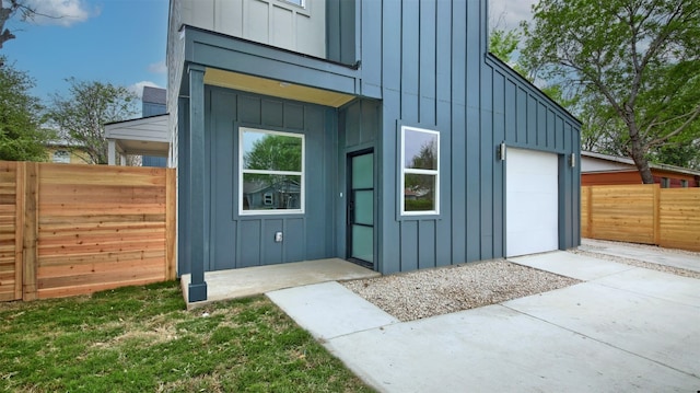 6111 Carnation Ter Unit 1, Austin, TX 78741 - entrance to property with board and batten siding