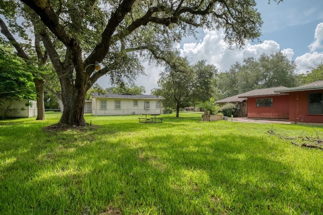 927 E Walnut St, La Grange, TX 78945 - photo 30