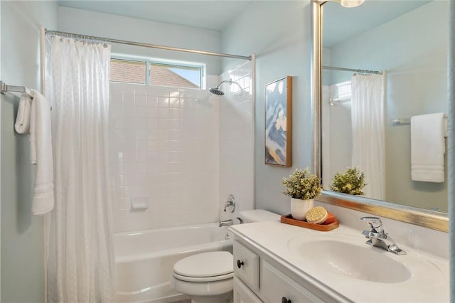 4700 River Place Blvd Unit 3, Austin, TX 78730 - bathroom featuring vanity and shower / bath combo with shower curtain
