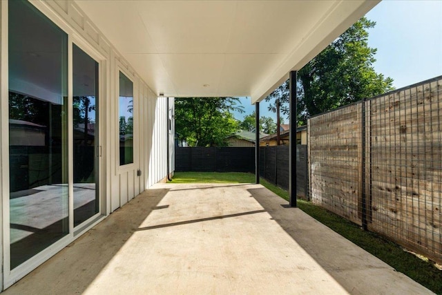 2902 Gonzales St Unit 2, Austin, TX 78702 - fenced backyard featuring a patio area