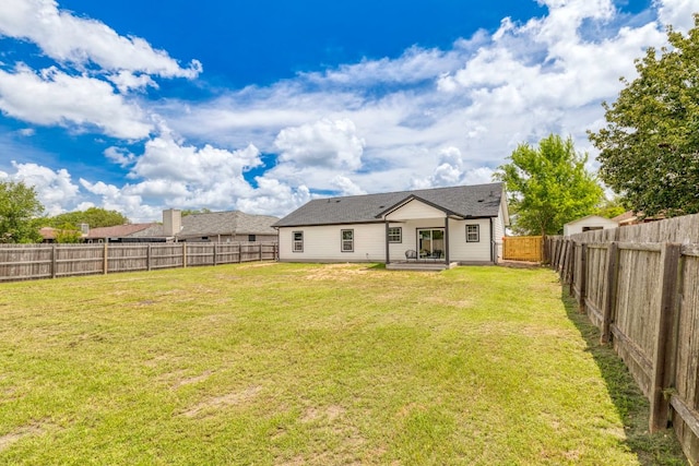 907 Fannin St, Lockhart, TX 78644 - photo 25