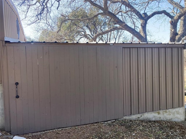 702 E Schubert St E, Fredericksburg, TX 78624 - photo 25